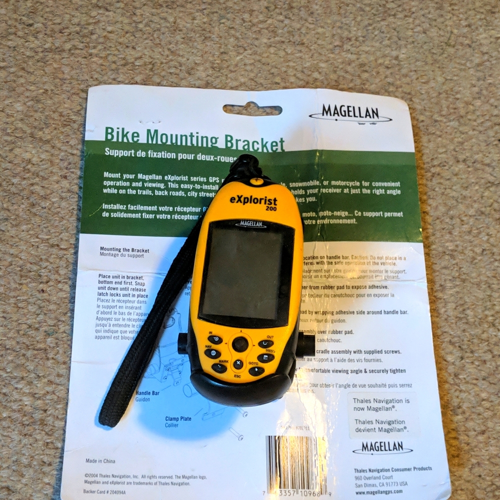 Magellan explorist 200 personal GPS with bike mounting bracket